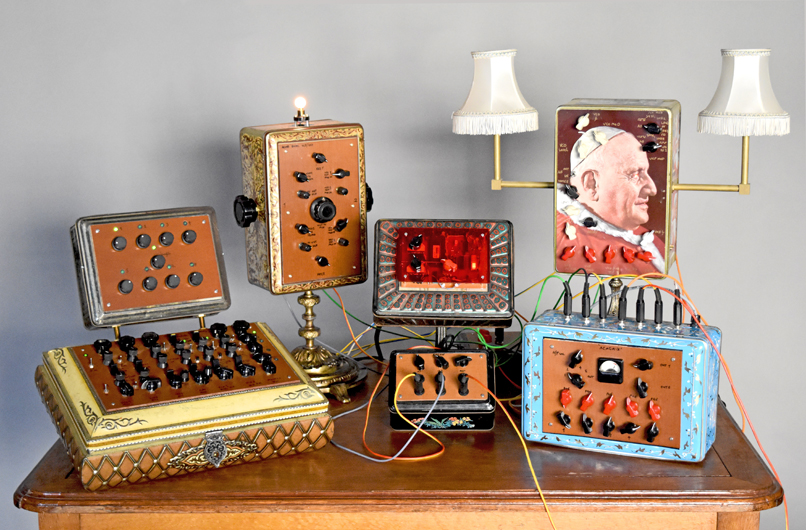 Peter Keene,  analogic synthesizers in vintage bicuit tins.